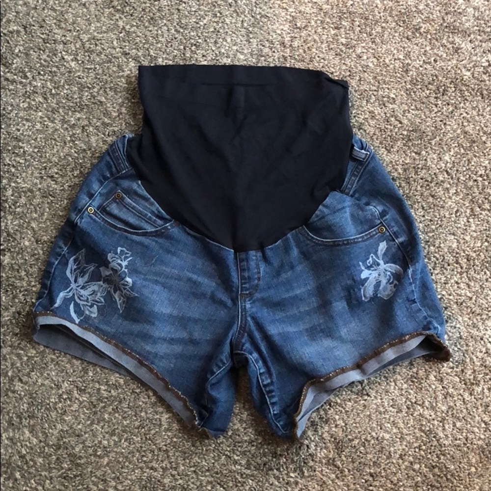 Maternity Boyfriend Shorts